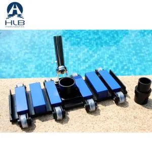 Tête d'aspirateur de piscine